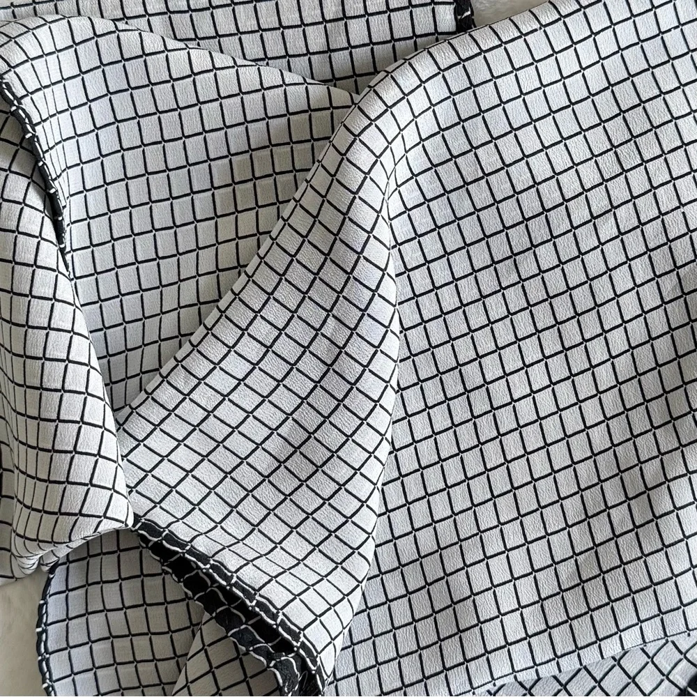 J JILL NEW Wearever Silk Windowpane Print Infinity Scarf • Woven Reversible